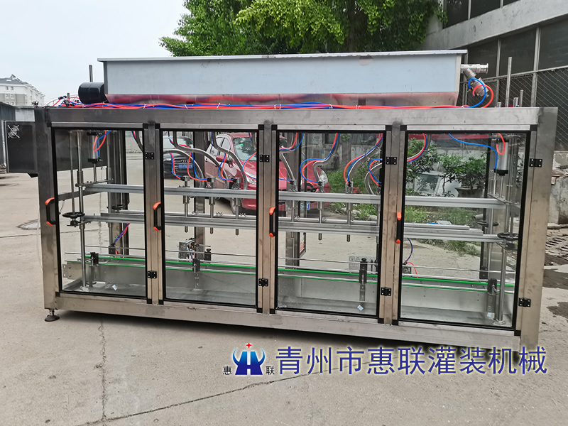 國(guó)內(nèi)白酒廠用什么灌裝機(jī)？